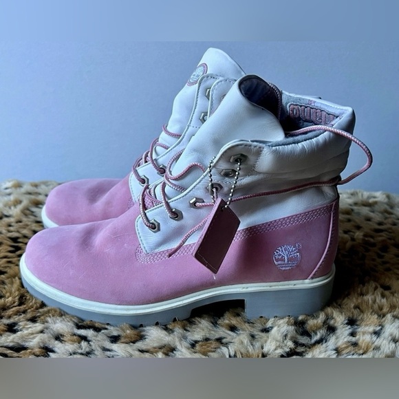 Timberland Shoes - Timberland Pink & White Leather Boots Women’s Size 8M